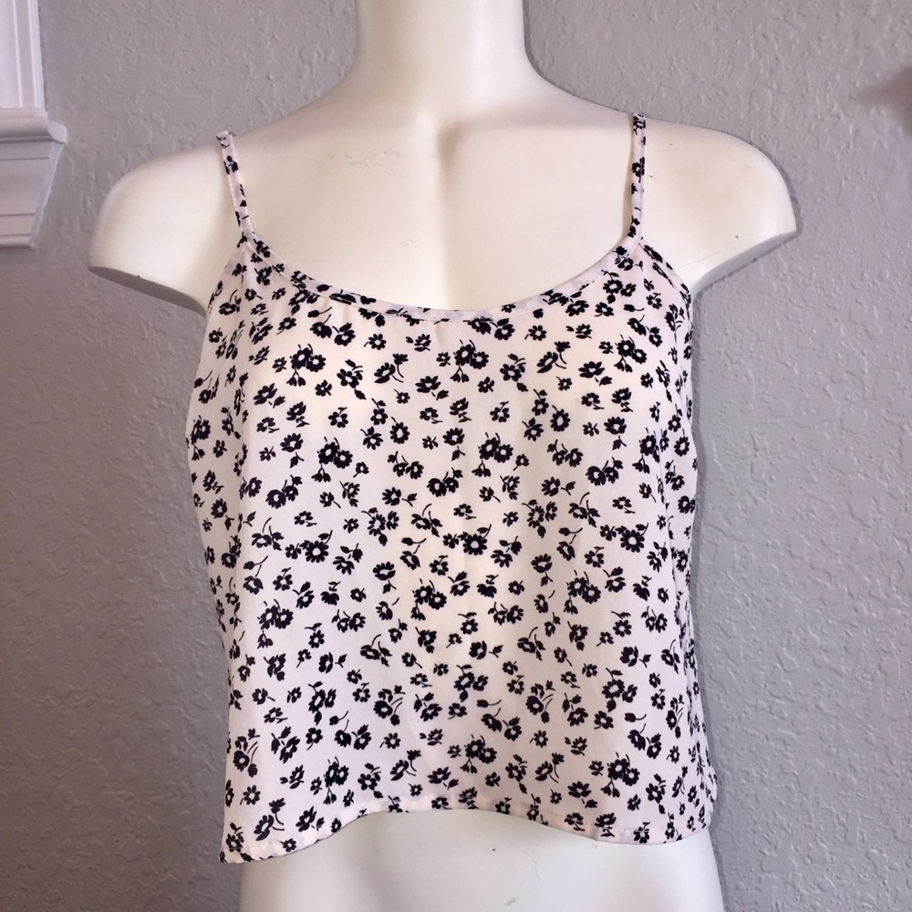Forever 21 Cream and Black Floral Belly Shirt (S)